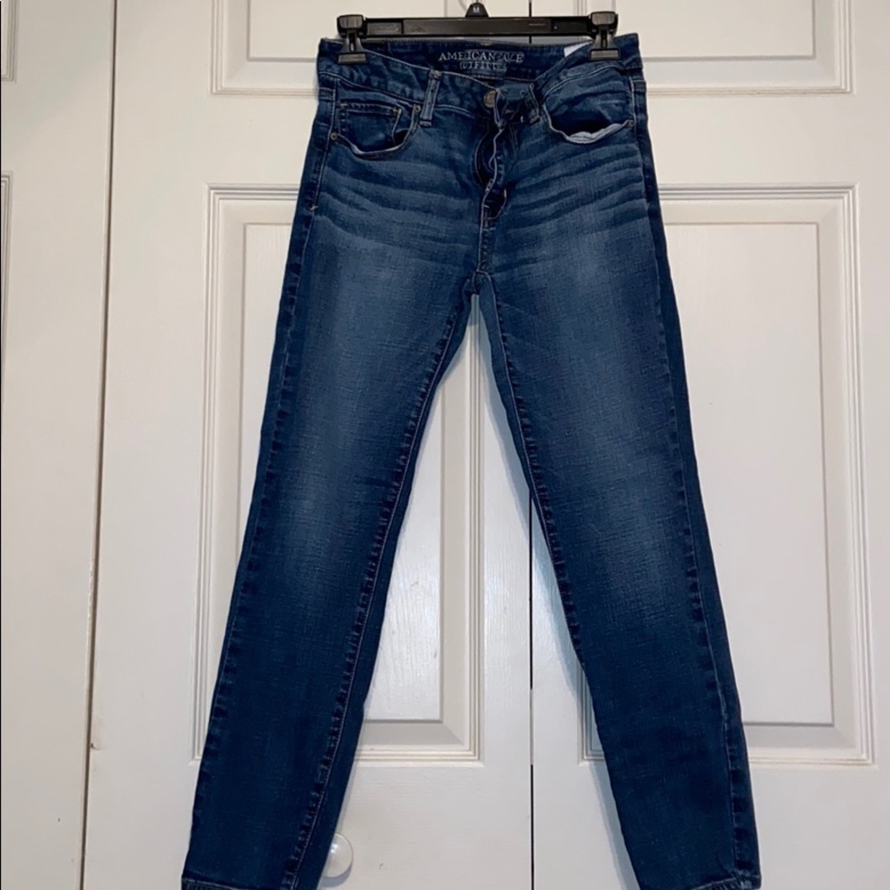 American Eagle skinny jeans